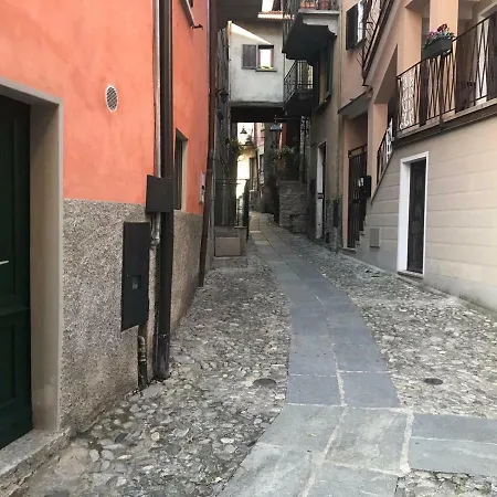 Apartamento Casa Con Splendida Vista Sul Lago Di Como, Con Patio E Balconi *