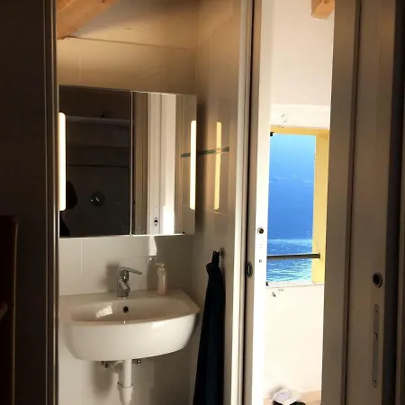 Casa Con Splendida Vista Sul Lago Di Como, Con Patio E Balconi Appartamento Sala Comacina